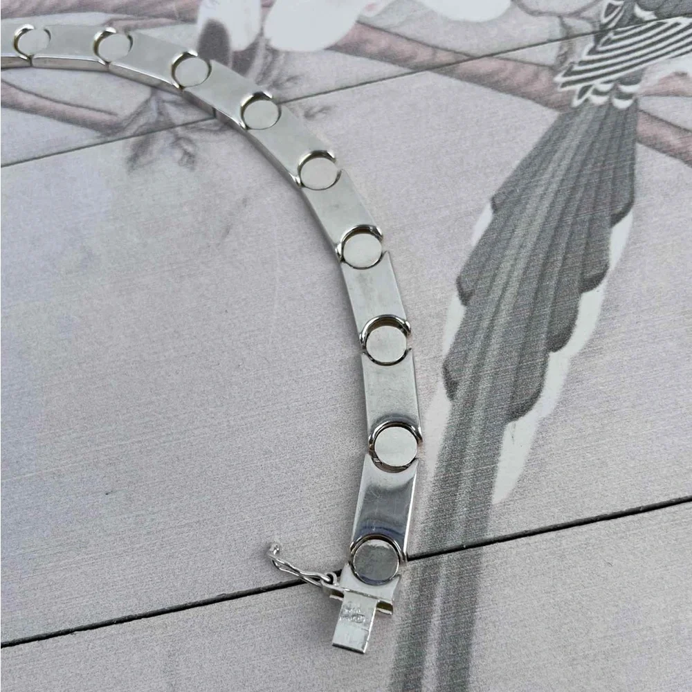Elegant Silver and Gold Bracelet